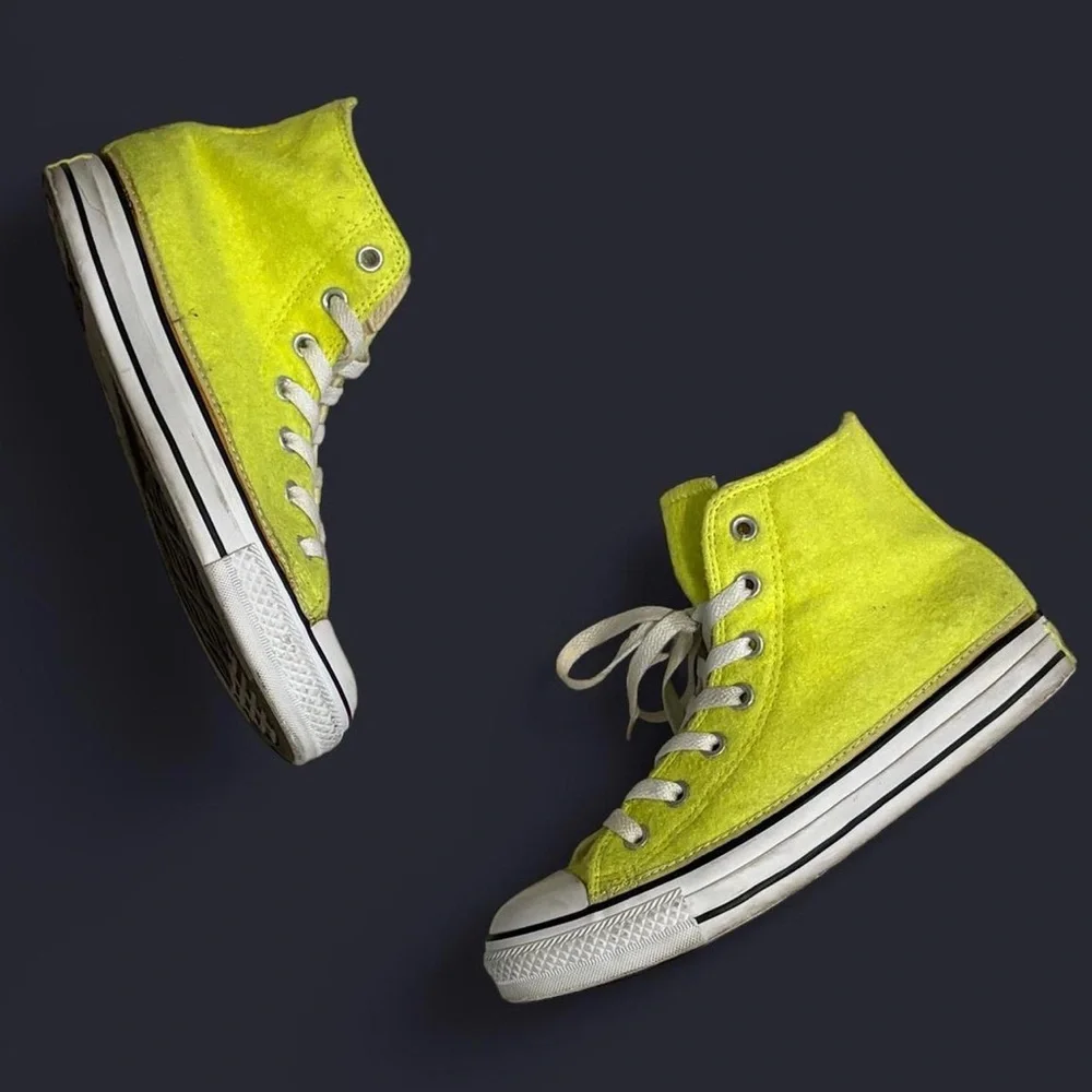Tennis Ball Shoes Converse Chuck Taylor All Star Hi Top - Picture 2 of 8